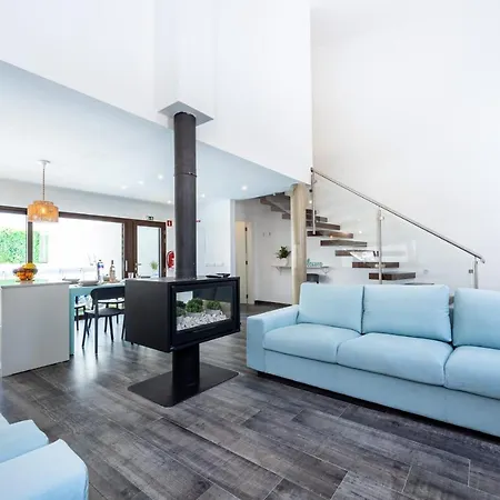 Casa Da Vuvu Montes De بيت للعطل ألفور