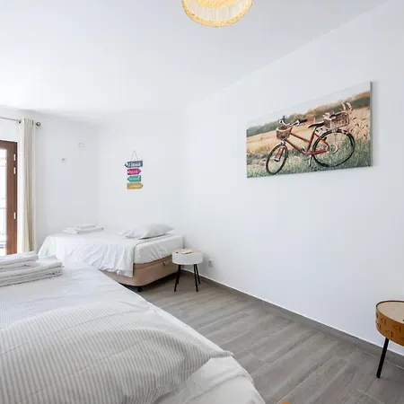 Casa Da Vuvu Montes De Vakantiehuis *